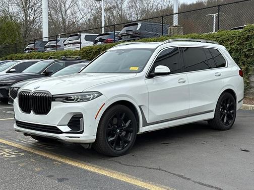 2022 BMW X7 xDrive40i