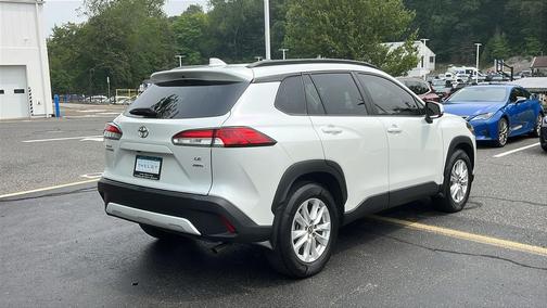 2022 Toyota Corolla Cross LE