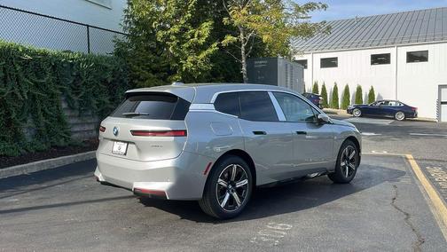 2026 BMW iX xDrive45