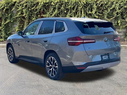 Skyscraper Grey Metallic 2026 BMW X3 30 xDrive