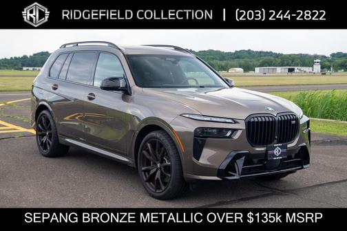 BROWN 2025 BMW X7 M60i
