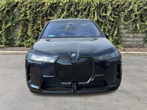 Carbon Black Metallic 2026 BMW iX xDrive45