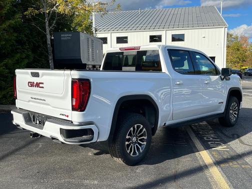 2022 GMC Sierra 1500 AT4