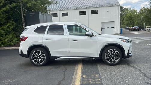 Alpine White 2026 BMW X1 xDrive28i