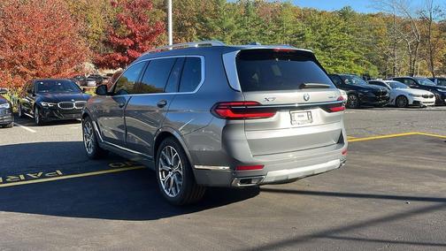 2026 BMW X7 xDrive40i
