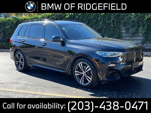 2022 BMW X7 M50i