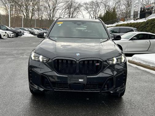 2024 BMW X5 M60i