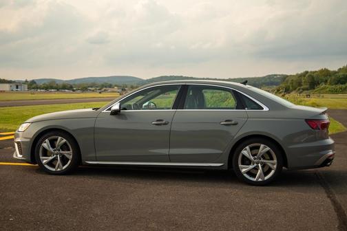 2021 Audi S4 Premium Plus TFSI quattro Tiptronic