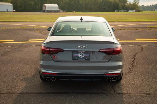 2021 Audi S4 Premium Plus TFSI quattro Tiptronic