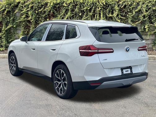 Mineral White Metallic 2026 BMW X3 30 xDrive