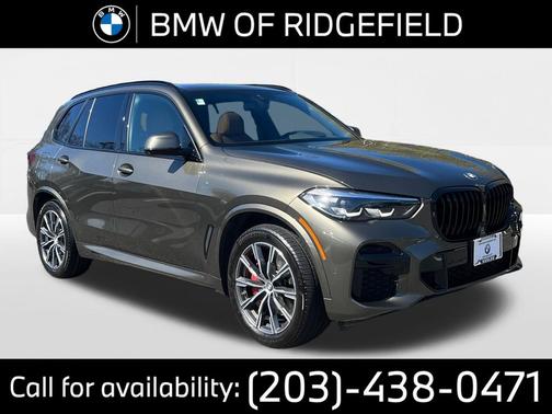 Manhattan Green Metallic 2023 BMW X5 xDrive40i