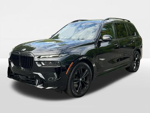 Black Sapphire Metallic 2024 BMW X7 xDrive40i