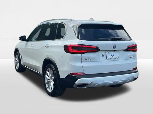 Alpine White 2022 BMW X5 xDrive40i