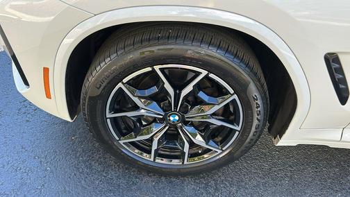 2023 BMW X4 xDrive30i