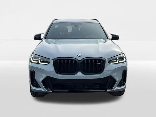 2024 BMW X3 M40i