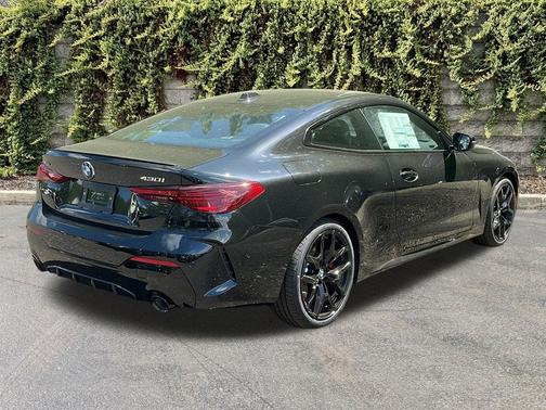 Black Sapphire Metallic 2027 BMW 430 i xDrive