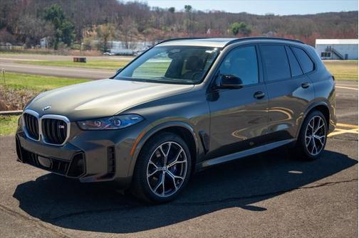 2024 BMW X5 M60i