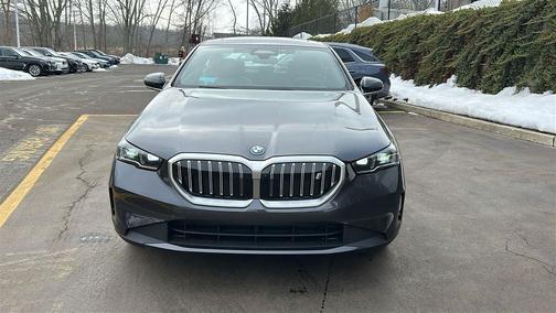 2026 BMW i5 xDrive40