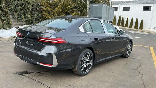 2026 BMW i5 xDrive40