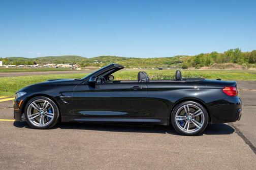 Black Sapphire Metallic 2015 BMW M4 Base