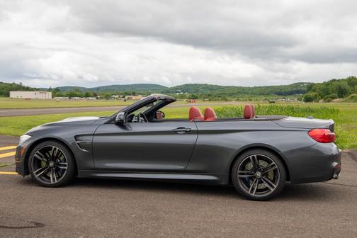 Mineral Gray Metallic 2015 BMW M4 Base