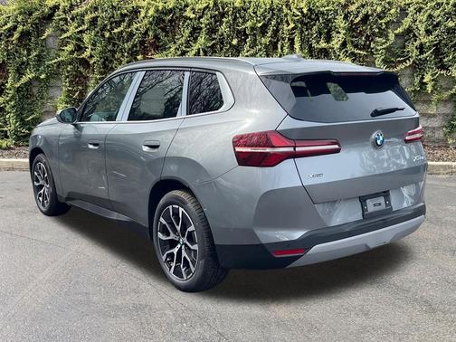 Skyscraper Grey Metallic 2026 BMW X3 30 xDrive