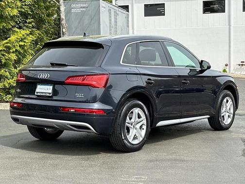 2018 Audi Q5 2.0T Premium Plus