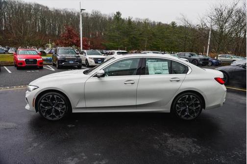 2025 BMW 330 i xDrive