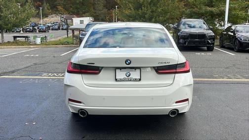 2025 BMW 330 i xDrive
