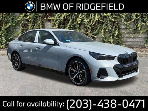 GREY 2027 BMW 530 i xDrive