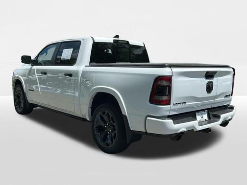 Bright White Clearcoat 2023 RAM 1500 Limited