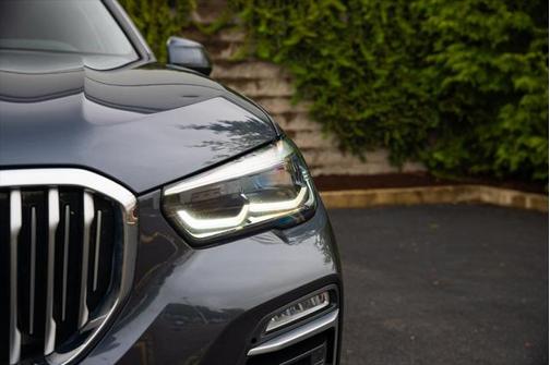 Arctic Gray Metallic 2021 BMW X5 xDrive40i