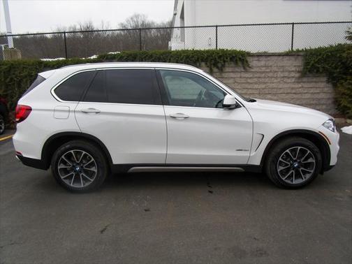 Alpine White 2018 BMW X5 xDrive35i