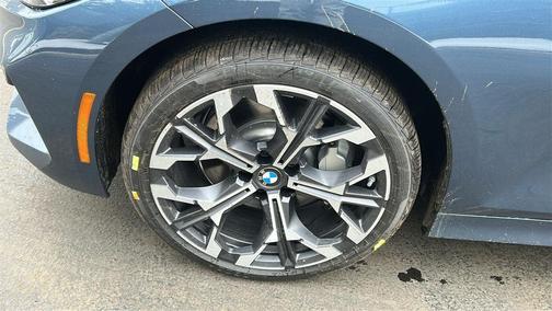 2026 BMW 330 xDrive NA