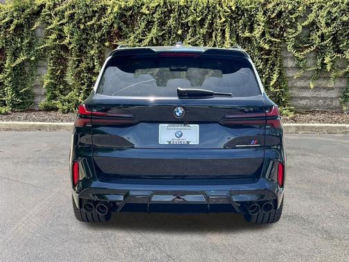 Carbon Black Metallic 2026 BMW X5 M Base
