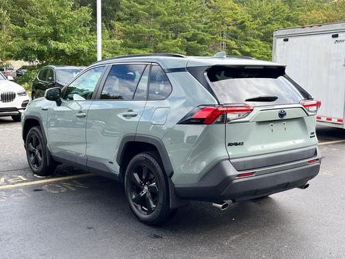 2021 Toyota RAV4 Hybrid XLE Premium