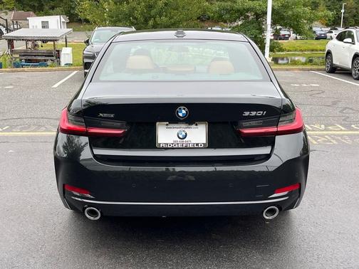 2025 BMW 330 i xDrive