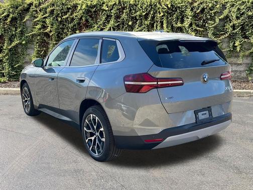 Skyscraper Grey Metallic 2026 BMW X3 30 xDrive