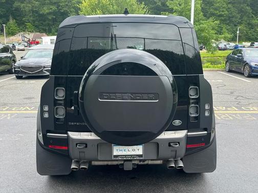 2023 Land Rover Defender 110 Carpathian Edition