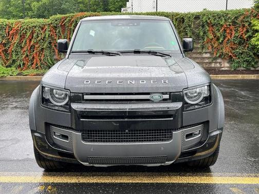 2023 Land Rover Defender 110 Carpathian Edition