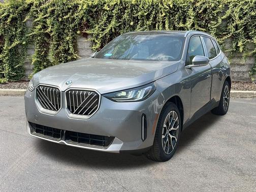 Skyscraper Grey Metallic 2026 BMW X3 30 xDrive