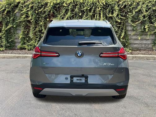 Skyscraper Grey Metallic 2026 BMW X3 30 xDrive