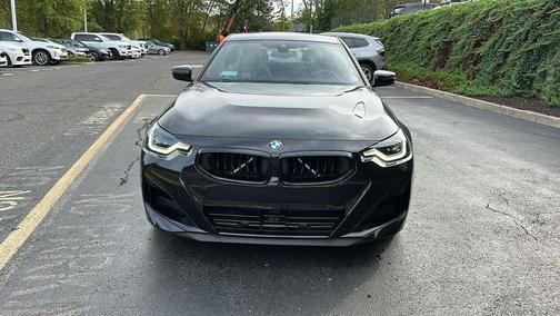 2025 BMW 230 i xDrive