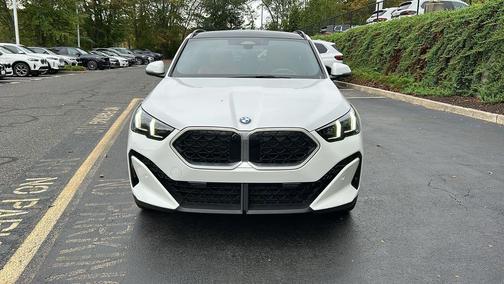 2025 BMW X2 xDrive28i