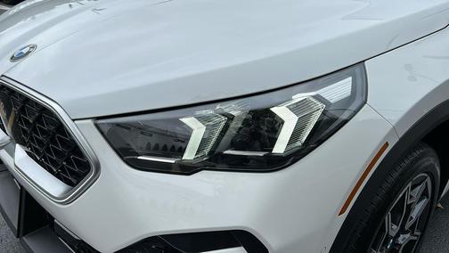 2025 BMW X2 xDrive28i