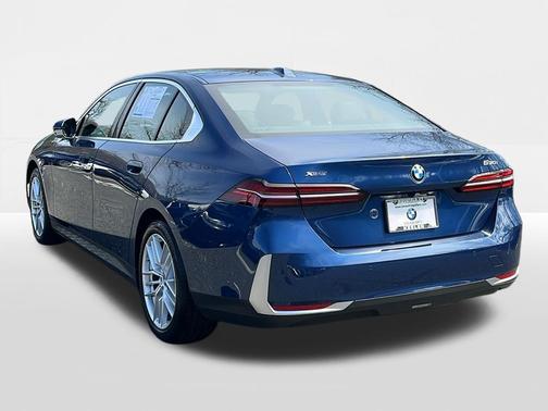 Phytonic Blue Metallic 2025 BMW 530 xDrive