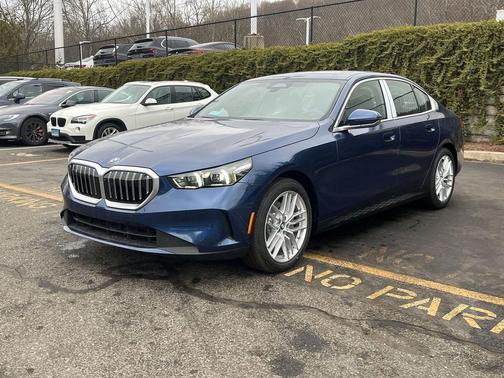2025 BMW 530 i xDrive