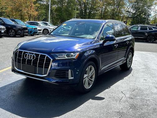 2020 Audi Q7 55 Premium Plus