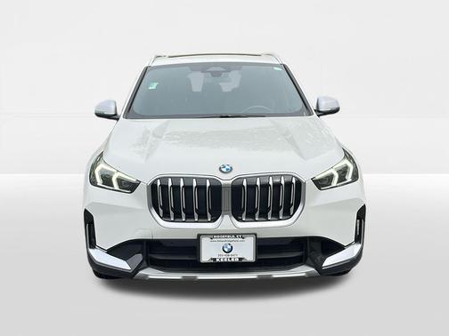 Alpine White 2023 BMW X1 xDrive28i