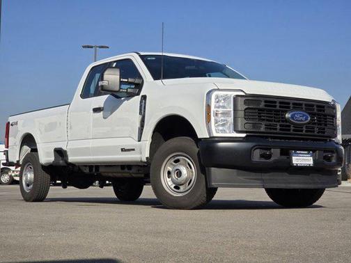Oxford White 2026 Ford F-250 XL